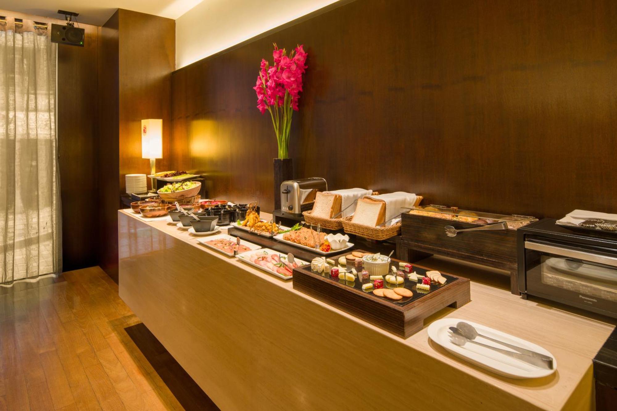 Les Suites Taipei - Da An Extérieur photo
